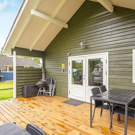 Дом отдыха 4 Person In Hovborg-by Traum *